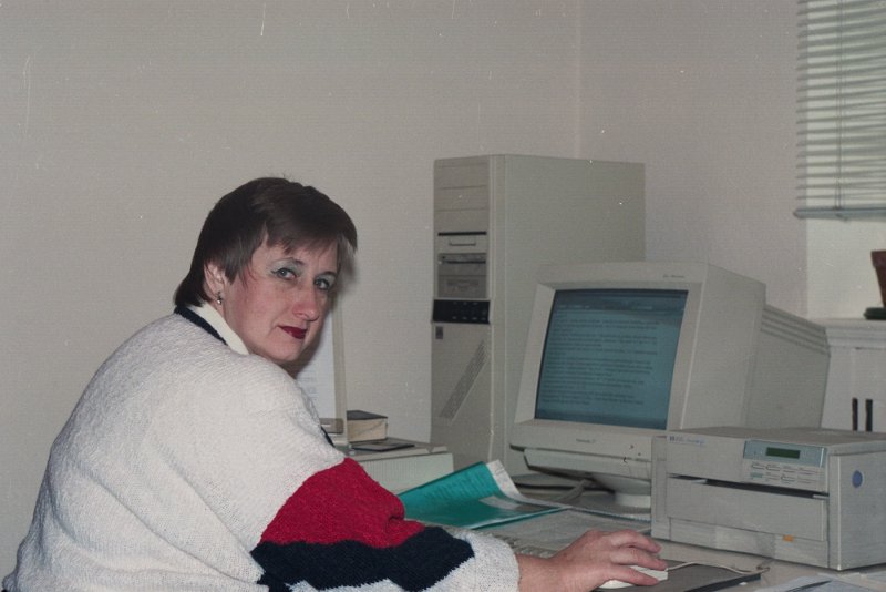 Brigita Kerstena, Universitātes Avīzes datoroperatore. null