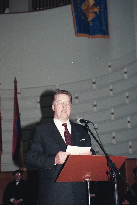 LU 79. gadadienas svinīgā Senāta sēde. Latvijas Valsts prezidents Guntis Ulmanis.