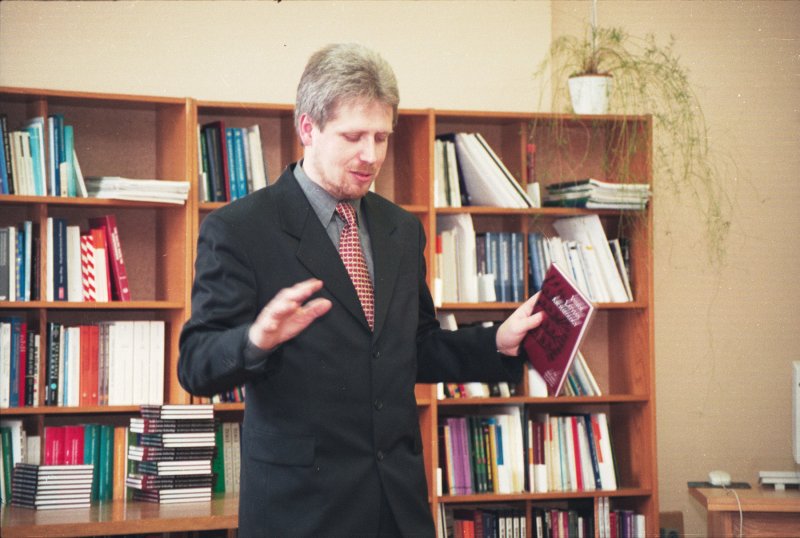 Grāmatas 'Inside Latvian Archaeology' prezentācija. Armands Vijups.
