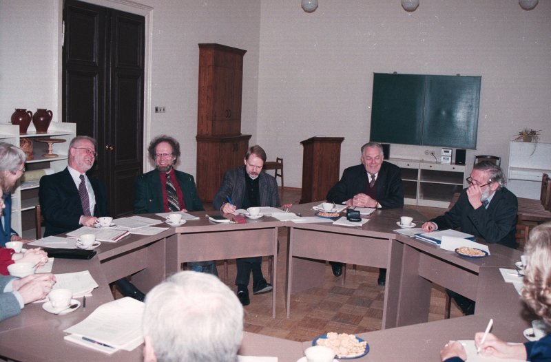 LU Teoloģijas fakultātes un Ebergharda Kārļa universitātes Tībingenā (Eberhard-Karls-Universität Tübingen) Evaņģeliskās teoloģijas fakultātes sadarbības līguma parakstīšana. null