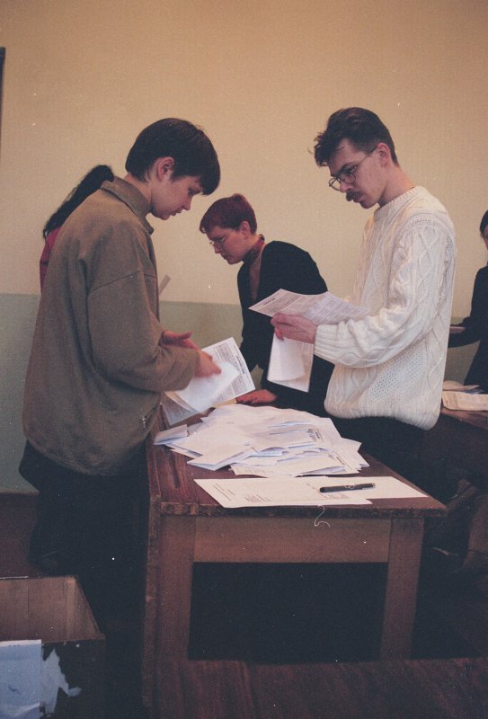 LU Studentu padomes vēlēšanu balsu skaitīšana. null