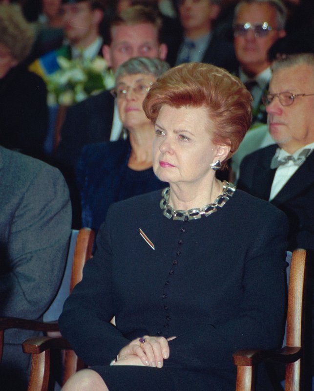LU 81. gadskārtai veltītā Senāta svinīgā sēde. Priekšplānā - Latvijas Valsts prezidente Vaira Vīķe-Freiberga.
