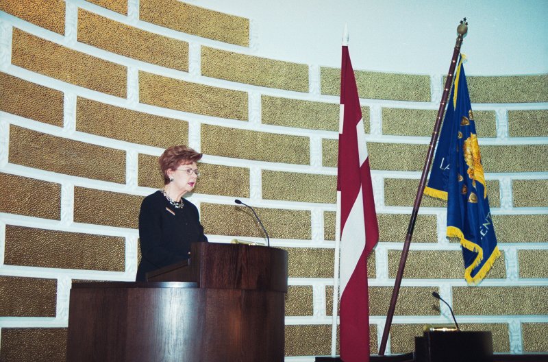 LU 81. gadskārtai veltītā Senāta svinīgā sēde. Latvijas Valsts prezidente Vaira Vīķe-Freiberga.