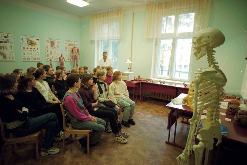 Mācību metodiskā ekskursija skolēniem LU MF Anatomijas un histoloģijas katedrā. null