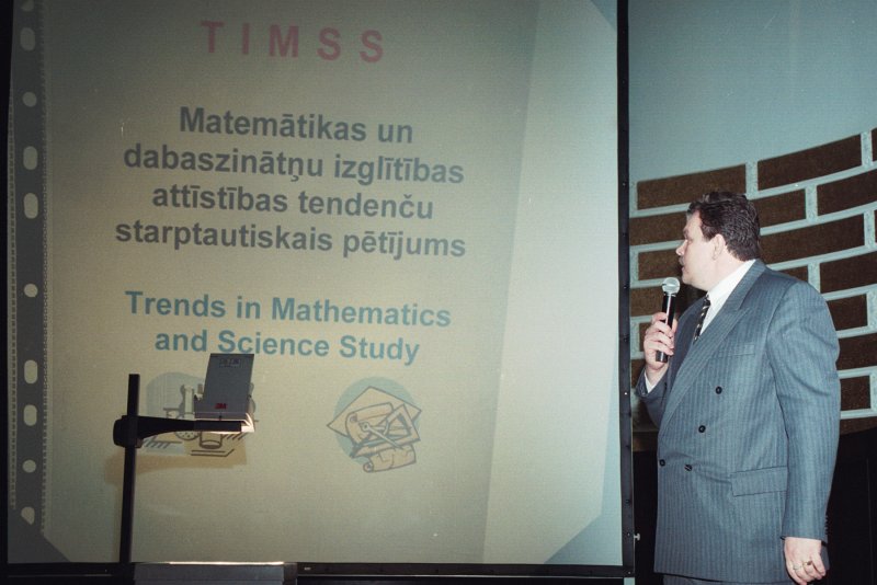 Matemātikas un dabaszinātņu izglītības attīstības tendenču starptautiskā pētījuma 1995.-1999. (TIMSS) rezultātu prezentācija. Andrejs Geske, pētījuma koordinators, LU PPF lektors.