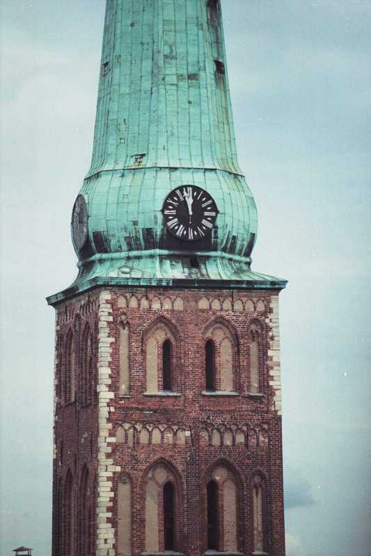 Rīgas Svētā Jēkaba katedrāles/ baznīcas tornis. null