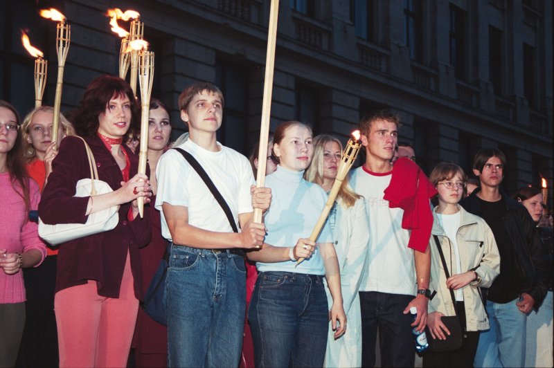 Jaunā Studenta svētki (Aristoteļa svētki) '2001 Doma laukumā. null