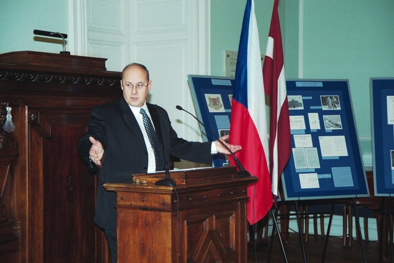 Čehijas ārlietu ministra Jana Kavana (Jan Kavan) lekcija 'Čehijas un Latvijas attiecības Eiropas kontekstā' LU Mazajā aulā. Jans Kavans (Jan Kavan), Čehijas ārlietu ministrs.
