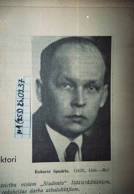 Fragments no laikraksta 'Students' 37. gada 25. septembra numura. Attēlā - Roberts Spodris, laikrasta redaktors 1925., 1931.-1936. gadā.