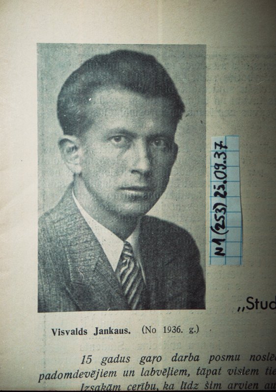 Fragments no laikraksta 'Students' 1937. gada 25. septembra numura. Attēlā: Visvalds Jankaus, laikraksta redaktors no 1936. gada.