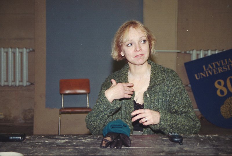 Astra Kacena. Jelgavas Studentu teātra (JST) režisore.