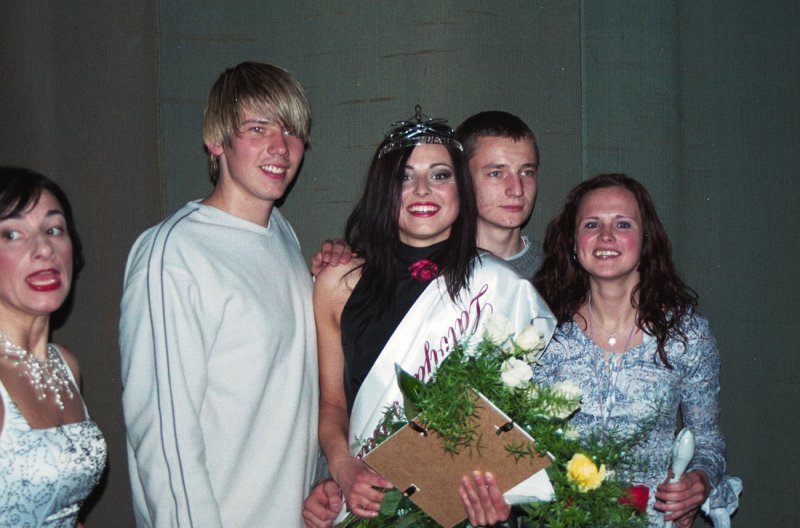 Latvijas Studente '2003 null