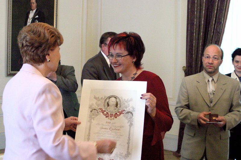 Ata Kronvalda balvu pasniegšanas ceremonija Rīgas pilī balvu saņem Gunta Ozoliņa