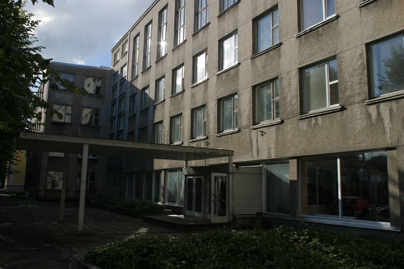 Filoloģijas fakultātes un Moderno valodu fakultātes ēka Visvalža ielā 4a. null