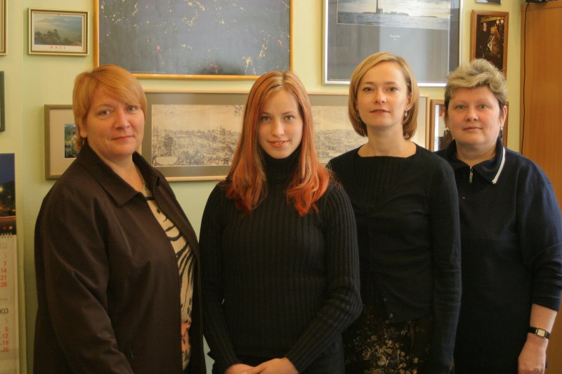 LU Ārlietu departaments. no kr.: Ārlietu departamenta direktore Alīna Gržibovska, Agnese Lauze, Linda Zīdere, Natālija Ivanova.