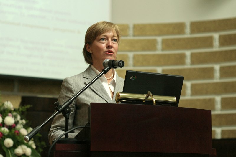 27. ikgadējais EAIR (European Association for Institutional Research - The European Higher Education Society) 
forums 'Enduring Values and New Challenges in Higher Education'. Plenary keynote adress. Dr Sybille Reichert (Swiss Federal Institute of Technology, Switzerland).