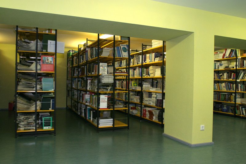 LU Sociālo zinātņu fakultātes bibliotēka. Grāmatu krātuve.