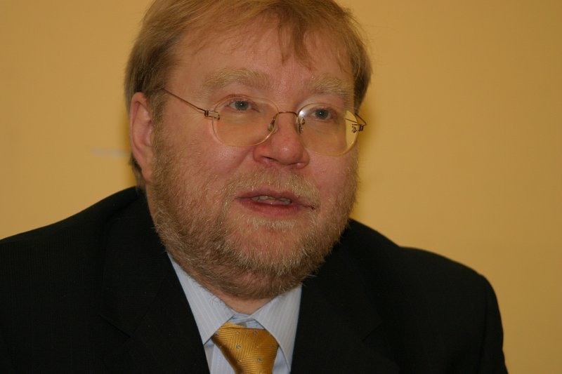 Vēstures un filozofijas fakultātē viesojas bijušais Igaunijas Republikas Ministru prezidents Marts Lārs (Mart Laar). null