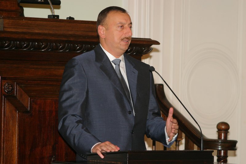 Latvijas Universitātē viesojas Azerbaidžānas prezidents Ilhams Alijevs. Ilhams Alijevs (<font face=times>İlham Əliyev</font>),  Azerbaidžānas prezidents.