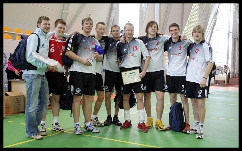 Starptautiskais Augstskolu Kauss 2007 volejbolā. 1. vietas ieguvēju vīriešu konkurencē - LU komandas - apbalvošana.
