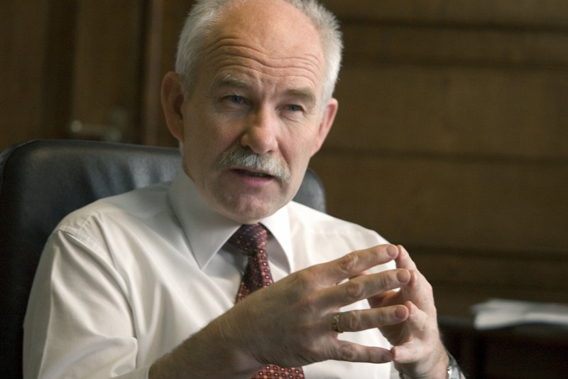 Ivars Lācis. Lavijas Universitātes rektors, Fizikas un matemātikas fakultātes profesors.