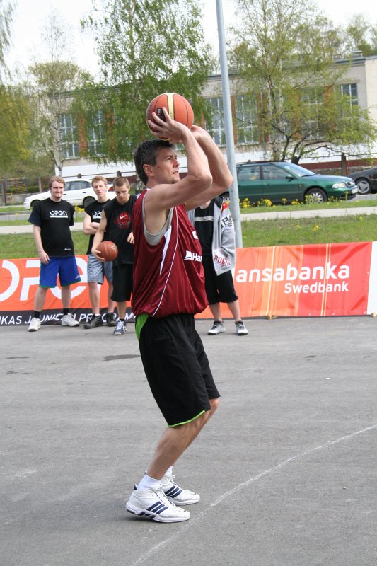 LU atklātais čempionāts ielu basketbolā / Hansabankas kausa izcīņas turnīrs. null