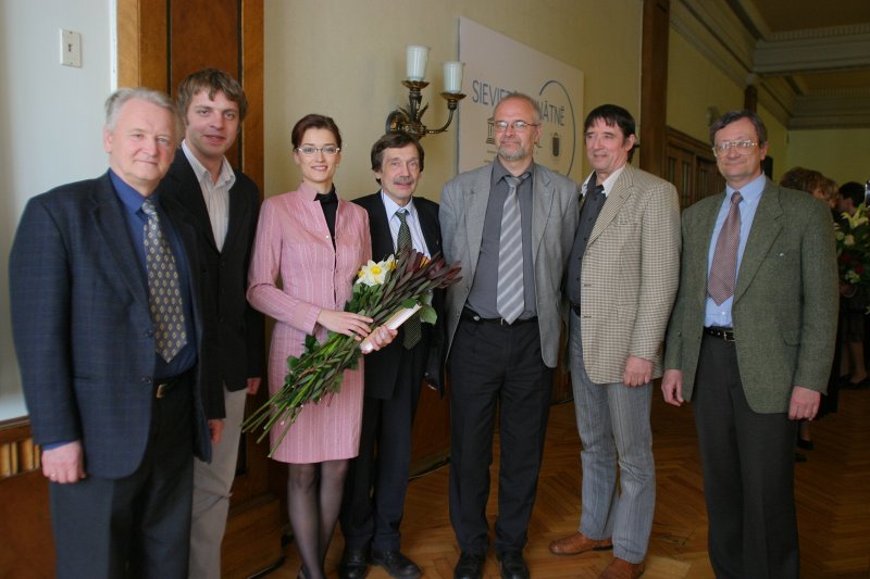 2007.gada L’Oréal Latvijas stipendijas 'Sievietēm Zinātnē' pasniegšanas ceremonija Latvijas Zinātņu akadēmijā. null