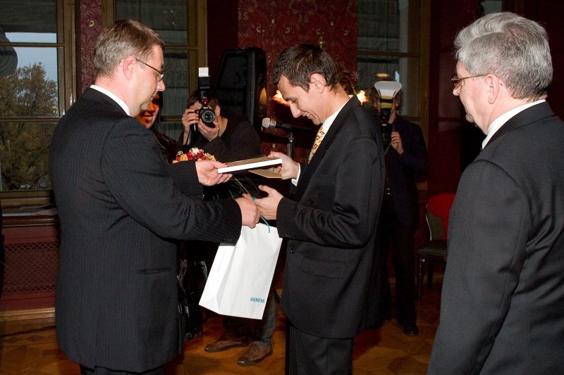 Vernera fon Sīmensa Izcilības balvu (Werner von Siemens Excellence Award) pasniegšanas ceremonija Latvijas Nacionālajā operā. null