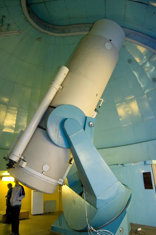 Žurnāla 'Zvaigžņotā Debess' 50 gadu jubilejas svinības. Šmidta teleskopa apskate LU Astronomijas institūta astrofizikas observatorijā Baldones Riekstukalnā.