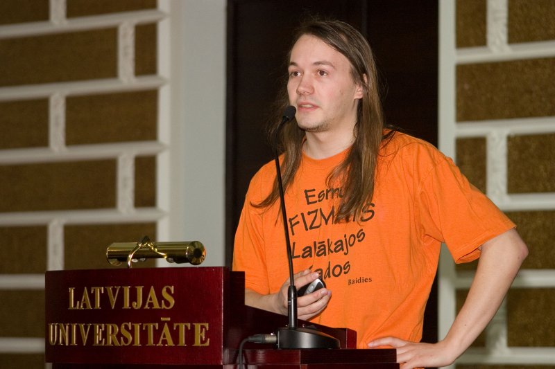 LU Datorikas fakultātes un Fizikas un matemātikas fakultātes informācijas diena. LU FMF Studentu pašpārvaldes priekšsēdētājs Kirils Solovjovs.