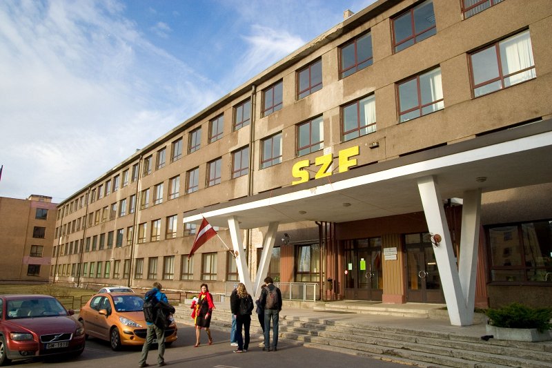 Latvijas Universitātes Sociālo zinātņu fakultātes ēka. null