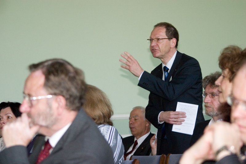 Zinātniskā konference 'Biznesa un sabiedrības attīstības vadības aktualitātes – 2009'. null