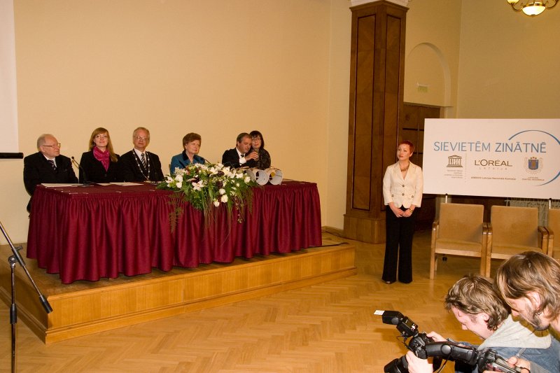 L`ORÉAL Latvijas stipendijas 'Sievietēm Zinātnē' ar UNESCO Latvijas Nacionālās komisijas un Latvijas Zinātņu akadēmijas atbalstu pasniegšanas ceremonija. null