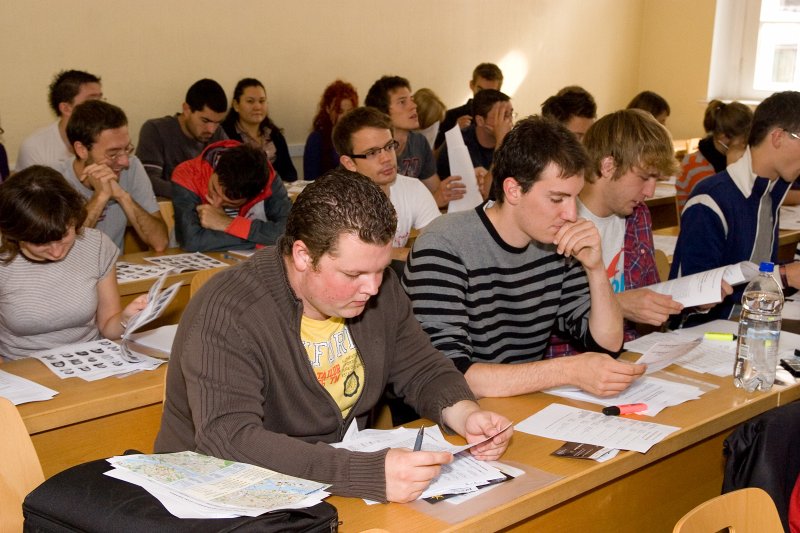 Sanāksme apmaiņas programmu studentiem. null