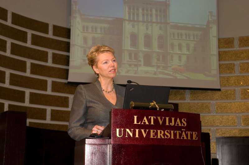 Konference 'University in a small country and global world'. LR izglītības un zinātnes ministre Tatjana Koķe.