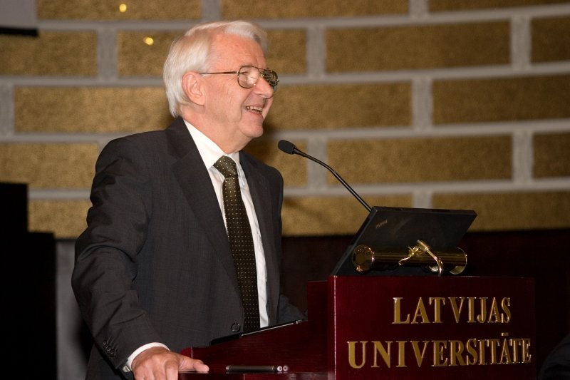 Konference 'University in a small country and global world'. Prof. Benediktas Juodka, Viļņas Universitātes rektors.