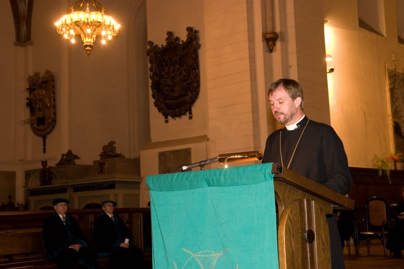 Latvijas Universitātes 90. gadadienai veltīts ekumēniskais dievkalpojums Doma baznīcā. Latvijas Evaņģēliski luteriskās baznīcas arhibīskaps Jānis Vanags.