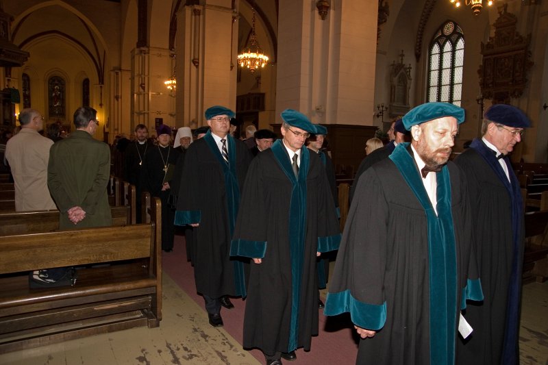 Latvijas Universitātes 90. gadadienai veltīts ekumēniskais dievkalpojums Doma baznīcā. null
