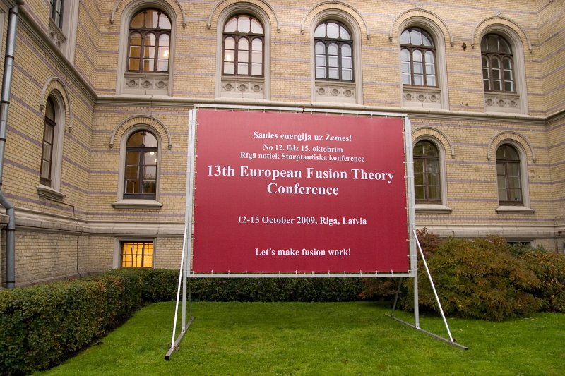 13.Eiropas Kodolsintēzes Fizikas teorijas konference (13<sup>th</sup> European Fusion Theory Conference). Konferences afiša. null