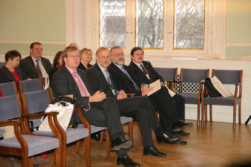 Konference 'Valsts nozīmes kultūras, izglītības, tautsaimniecības un zinātnes institūcijas Latvijai'. null