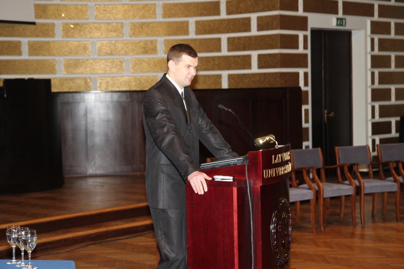 Pirmais Latvijas jauno zinātnieku un doktorantu forums. LJZA valdes priekšsēdētājs Aigars Atvars.