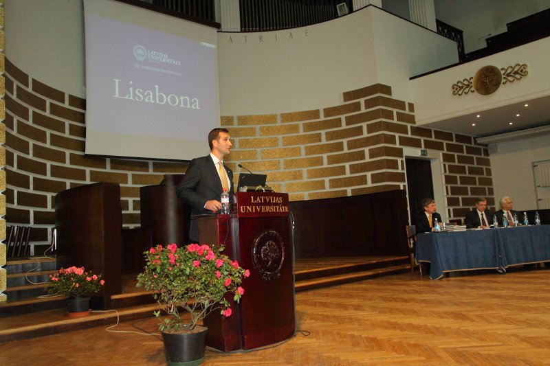 Latvijas Universitātes 68. zinātniskās konferences plenārsēde. LR ārlietu ministrs Māris Riekstiņš.
