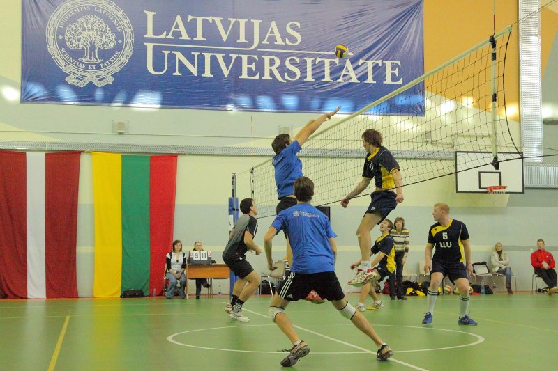 4. Starptautiskais Augstskolu kauss volejbolā (Olimpiskajā sporta centrā). null