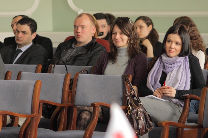 Maģistra studiju programmas 'Eiropas studijas' studentu grupas rīkotā konference 'Latvijas un Gruzijas attiecības: pagātne, tagadne un perspektīvas'. null