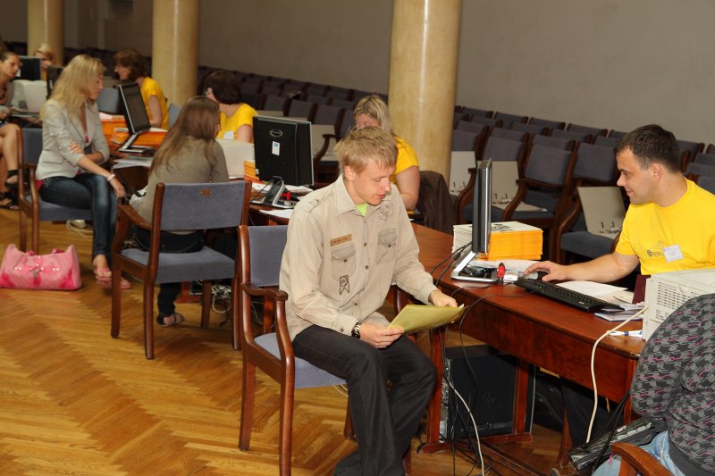 Pieteikumu iesniegšana pamatstudijām Latvijas Universitātē (LU). null