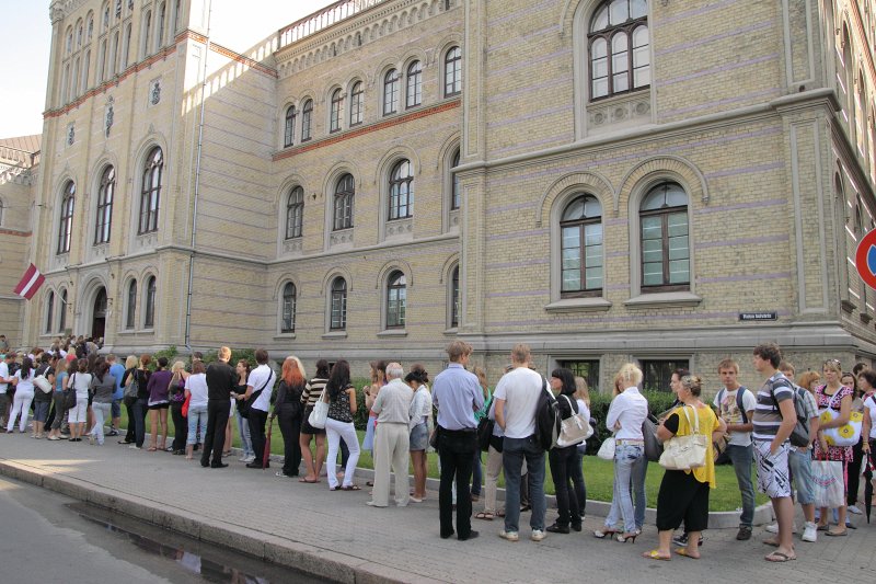 Pieteikumu iesniegšana pamatstudijām Latvijas Universitātē (LU). null