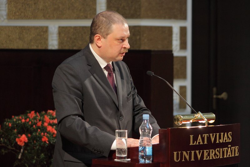 Latvijas Universitātes 69. konferences plenārsēde 'Augstākā izglītība un zinātne kā Latvijas attīstības resurss'. LR Izglītības un zinātnes ministrs Rolands Broks.