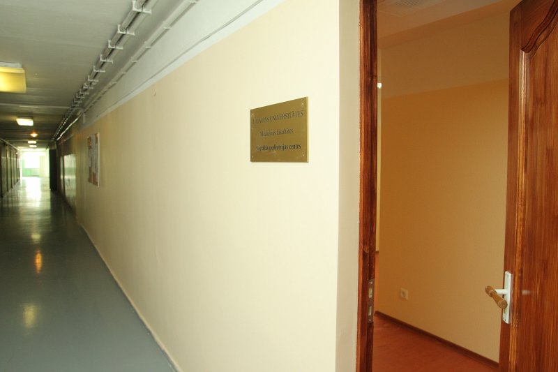 Jauno Latvijas Universitātes Medicīnas fakultātes Sociālās pediatrijas centra telpu atklāšana (Burtnieku ielā 1). null