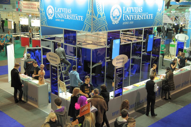 Latvijas Universitāte piedalās 17. starptautiskajā izglītības izstādē 'Skola 2011' Starptautiskajā izstāžu centrā Ķīpsalā. null