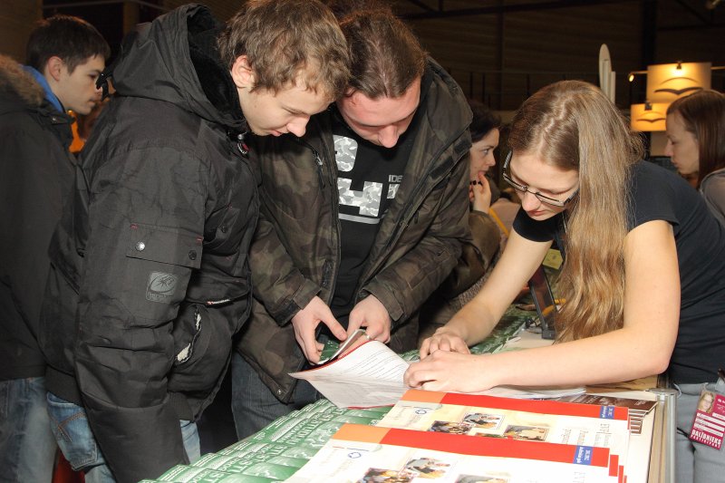 Latvijas Universitāte piedalās 17. starptautiskajā izglītības izstādē 'Skola 2011' Starptautiskajā izstāžu centrā Ķīpsalā. null